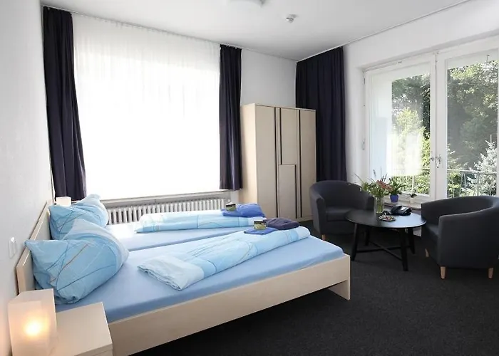 Haus Venusberg Jugendbildungsstaette Otel Bonn