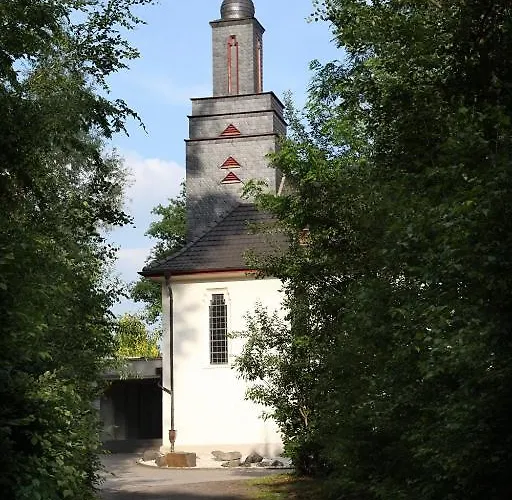 Haus Venusberg Jugendbildungsstaette Otel *