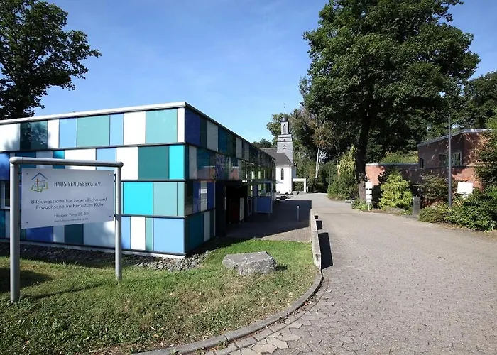 Haus Venusberg Jugendbildungsstaette *