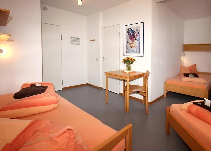 Отель Haus Venusberg Jugendbildungsstaette