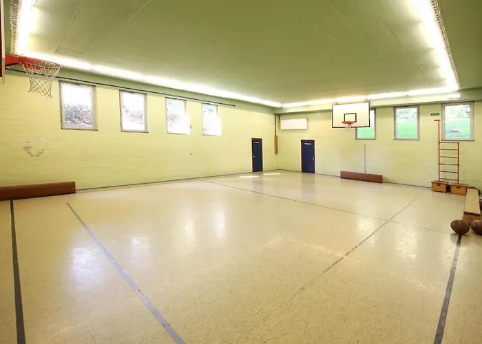 Отель Haus Venusberg Jugendbildungsstaette Бонн