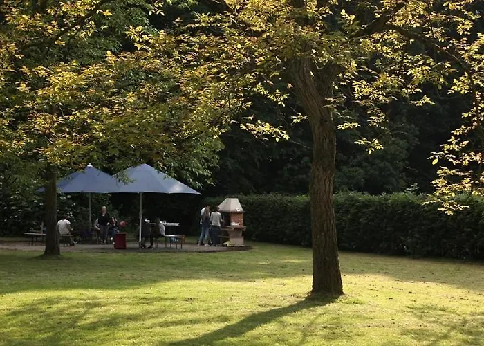 Haus Venusberg Jugendbildungsstaette * Bonn